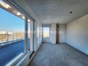 Estudio Yuzhen, Plovdiv