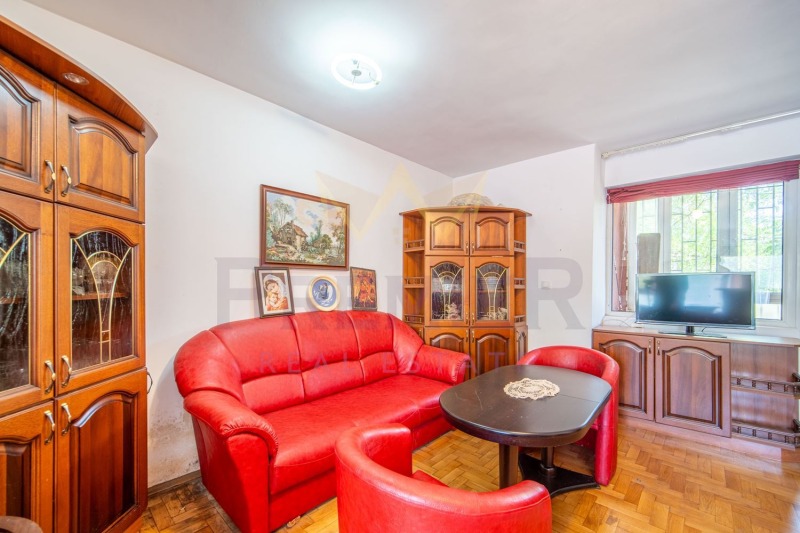 Продава  2-стаен град Варна , Цветен квартал , 65 кв.м | 48287315 - изображение [2]