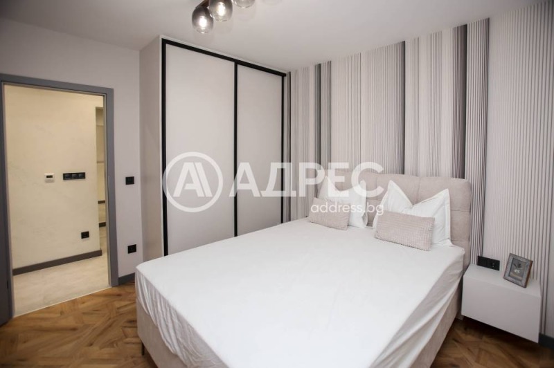 Eladó  3+ hálószoba Sofia , Mladost 4 , 95 négyzetméter | 56485759