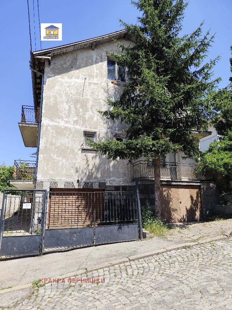 Продава  Къща град Перник , Могиличе , 108 кв.м | 45962679 - изображение [2]