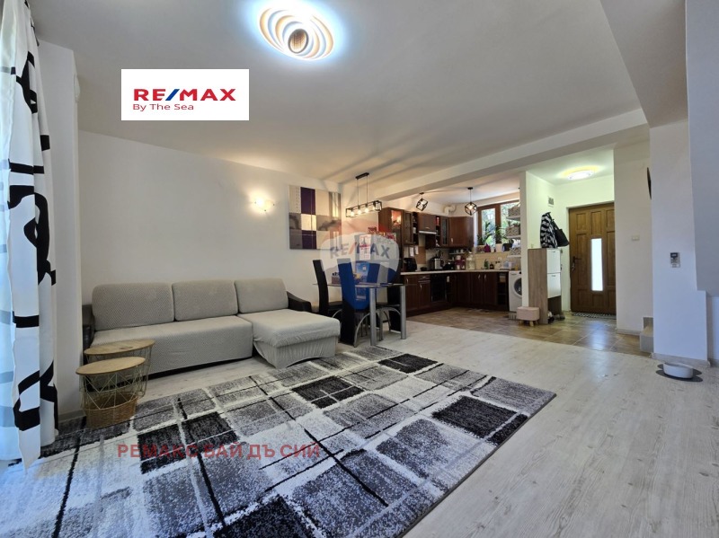 À venda  Casa região Varna , Osenovo , 140 m² | 71453088