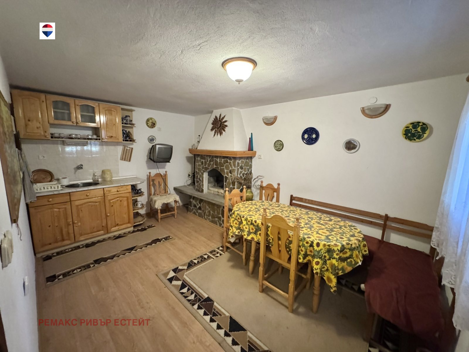 Продава КЪЩА, с. Червена вода, област Русе, снимка 6 - Къщи - 55938351