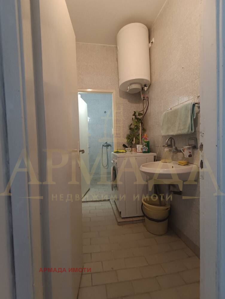 Te koop  2 slaapkamers Plovdiv , Trakija , 92 m² | 95850001 - afbeelding [9]