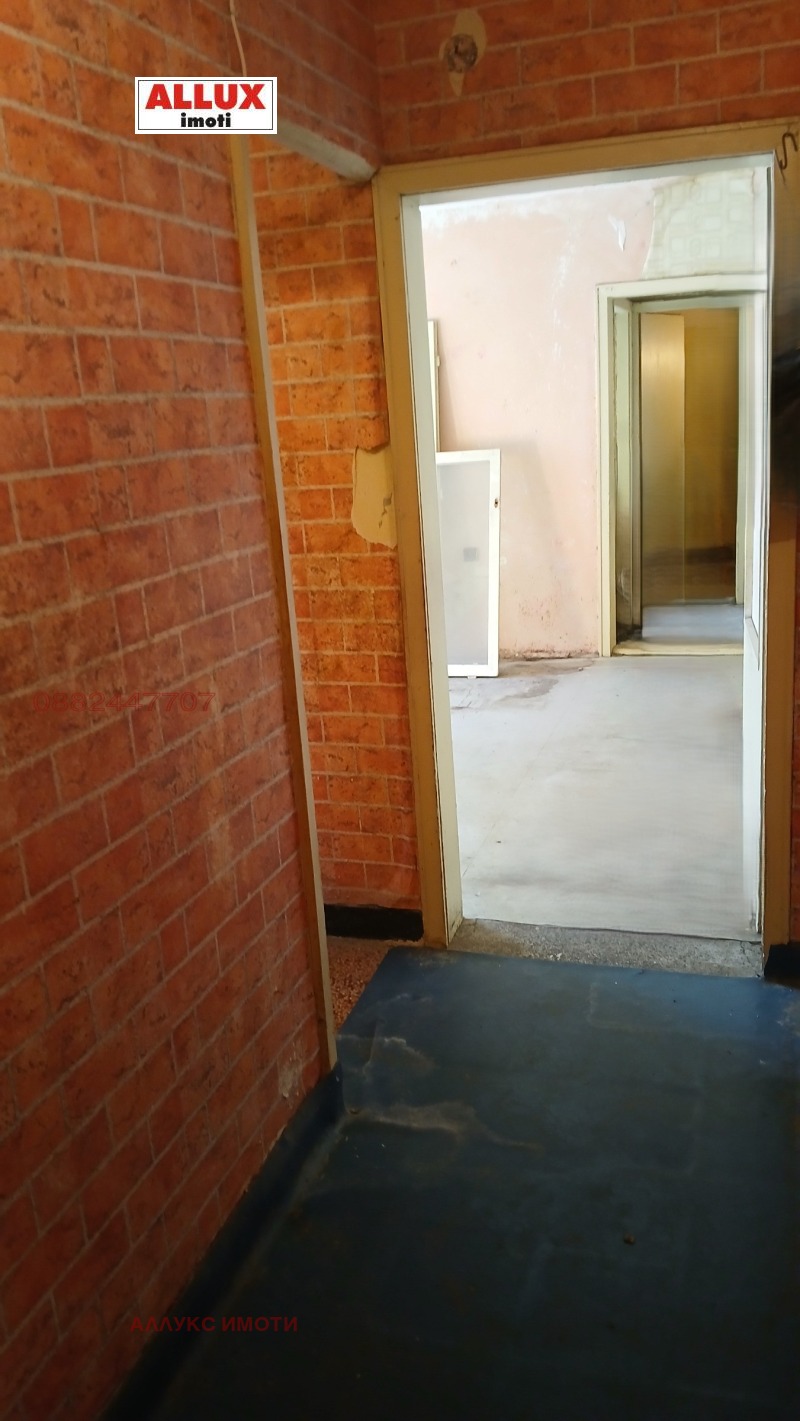 Продава 3-СТАЕН, гр. Русе, Здравец Изток, снимка 3 - Апартаменти - 53018158