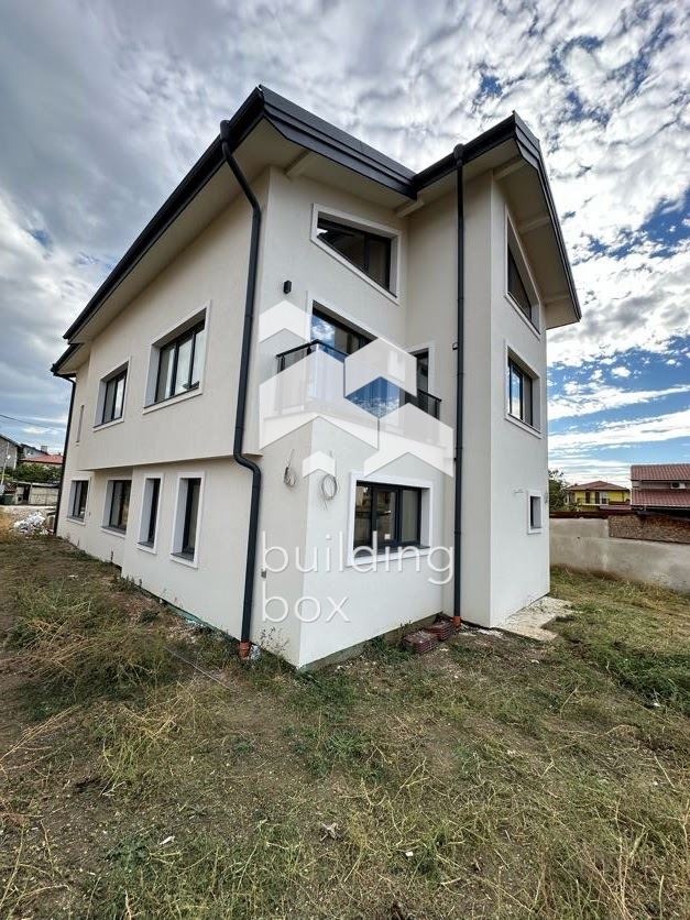 Продава  Къща град София , Враждебна , 366 кв.м | 56646338 - изображение [2]