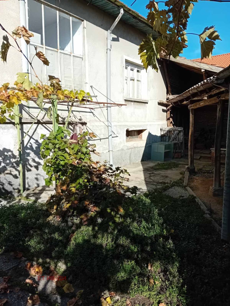 Продава КЪЩА, гр. Костенец, област София област, снимка 2 - Къщи - 52990508
