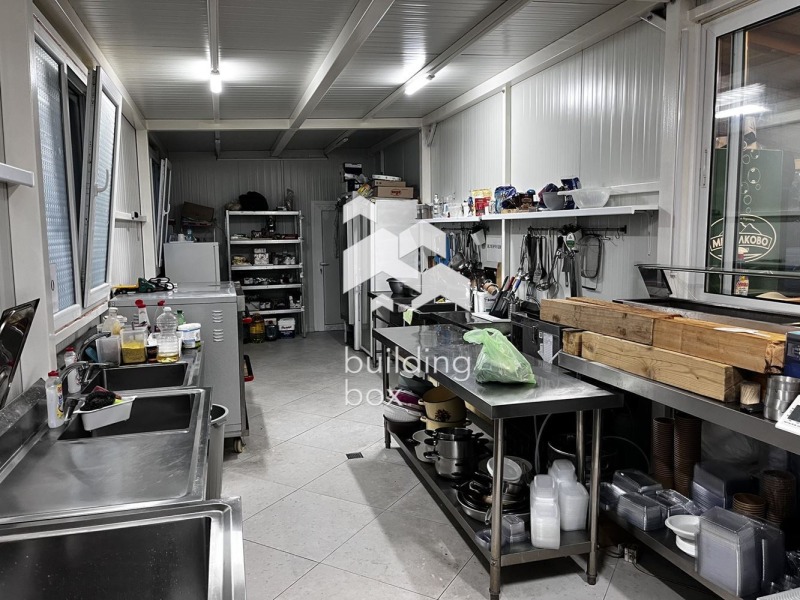 Продава  Заведение област Пловдив , с. Първенец , 704 кв.м | 88009926 - изображение [4]