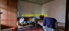 Къща с. Драганово, област Велико Търново 11