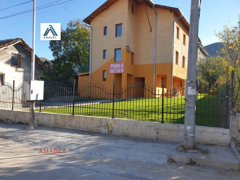 Продава  Къща град София , с. Лозен , 646 кв.м | 74190793