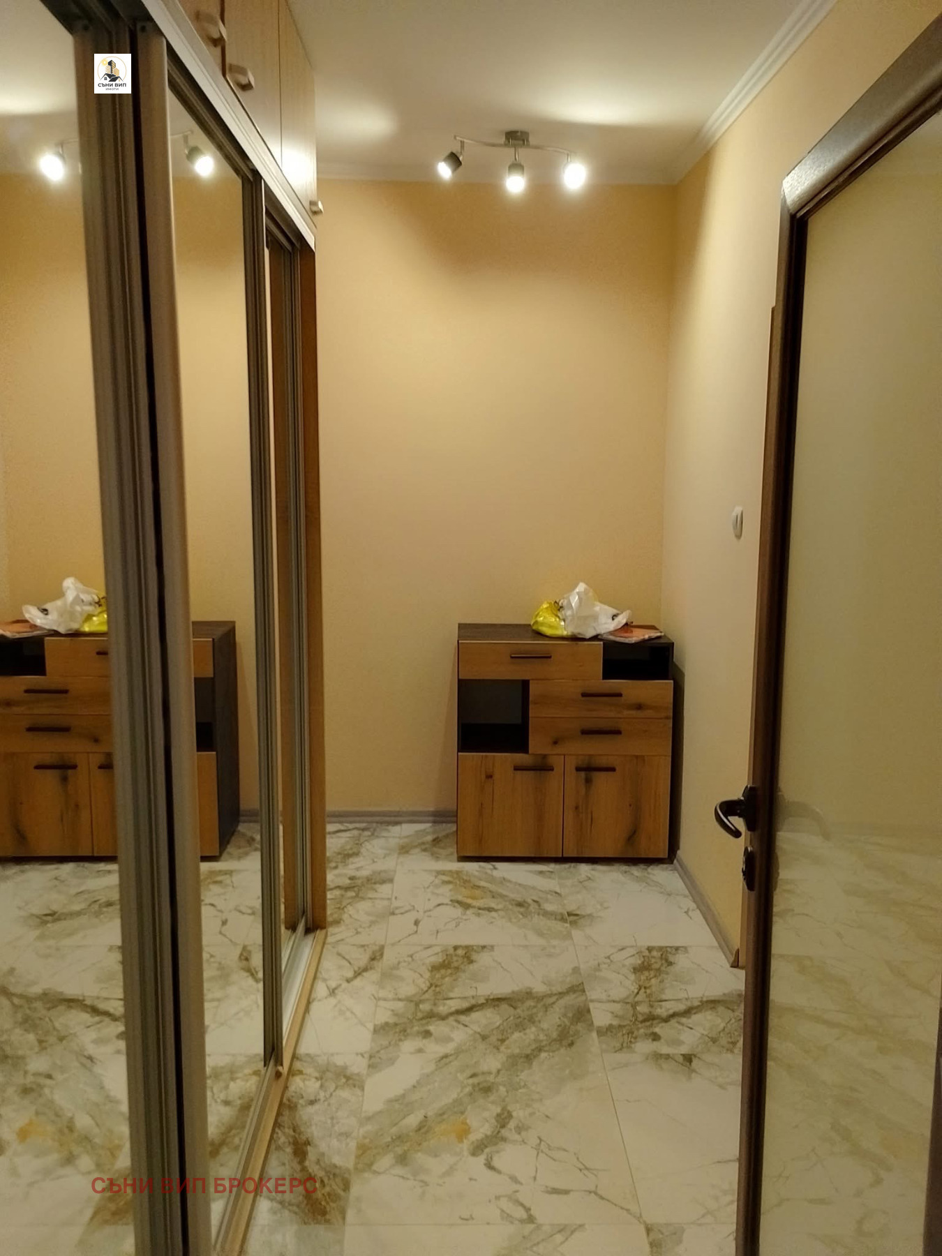 Продава 3-СТАЕН, гр. Плевен, 9-ти квартал, снимка 2 - Апартаменти - 53688722