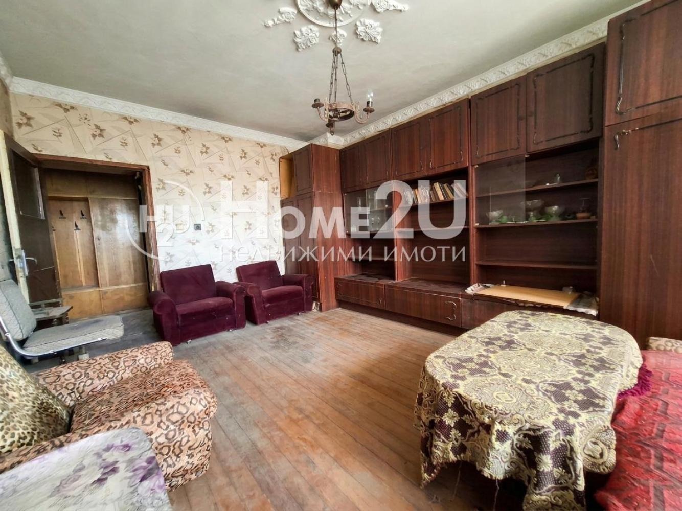 Продава 3-СТАЕН, гр. Нови пазар, област Шумен