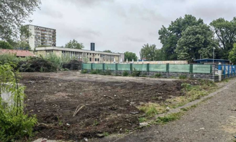 Продава ПАРЦЕЛ в град Видин, Христо Ботев - 861 кв.м / 190 000 € » 371 607.70 лв., СУПРИММО ОФИСИ В СТРАНАТА