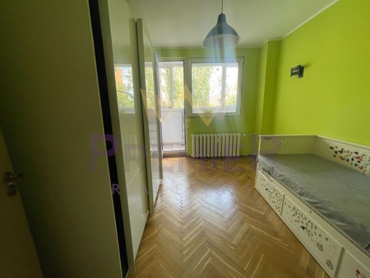 Продава 4-СТАЕН, гр. София, Изток, снимка 7 - Апартаменти - 53229784