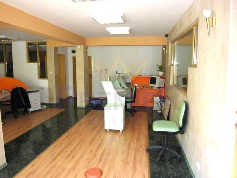 Продава ОФИС, гр. София, Оборище, снимка 2 - Офиси - 53230081