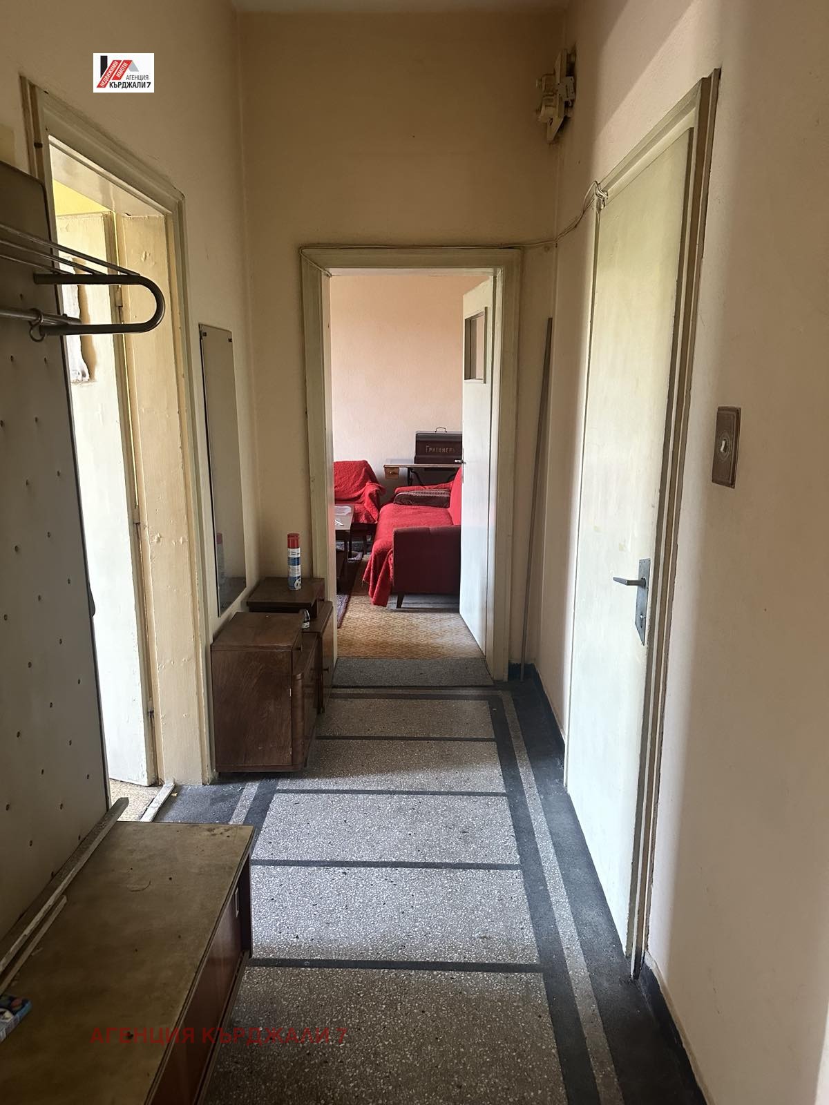 Продава 3-СТАЕН, гр. Кърджали, Център, снимка 2 - Апартаменти - 54362480