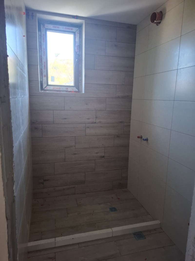 Na prodej  1 ložnice Šumen , 5-ti polk , 77 m2 | 22789546 - obraz [4]