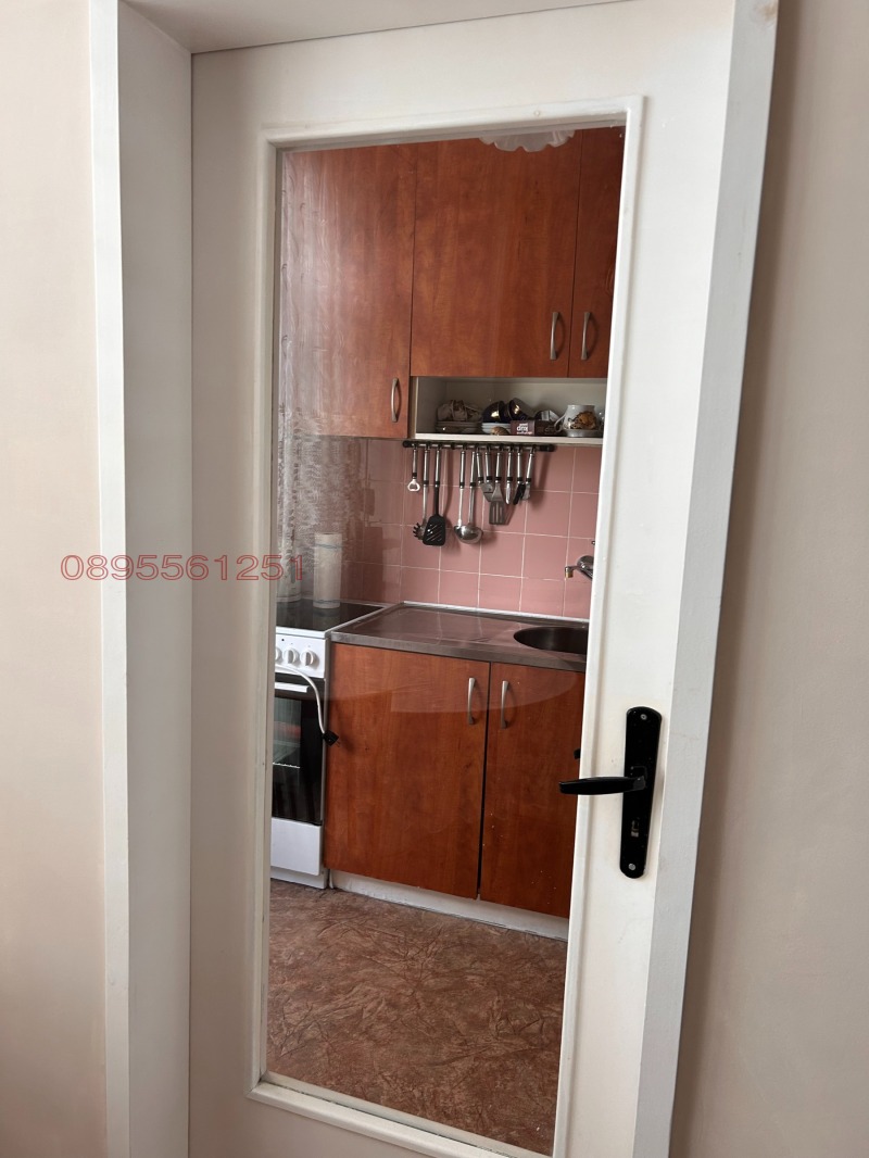 Продава 2-СТАЕН, гр. Плевен, 9-ти квартал, снимка 6 - Апартаменти - 52786104