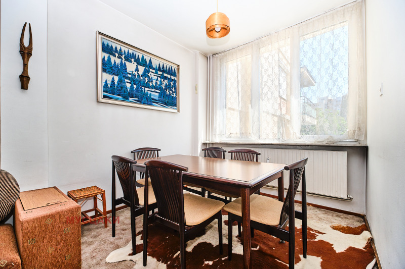 Продава 3-СТАЕН, гр. София, Лозенец, снимка 2 - Апартаменти - 52971442