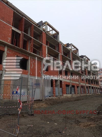 Продава 4-СТАЕН, гр. Бургас, Възраждане, снимка 1 - Aпартаменти - 49611805