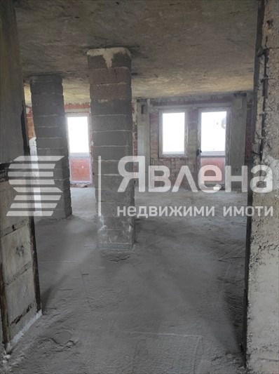 Продава МНОГОСТАЕН, гр. Благоевград, Освобождение, снимка 3 - Aпартаменти - 48120076