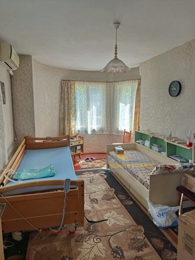 Продава ЕТАЖ ОТ КЪЩА, гр. Горна Оряховица, област Велико Търново