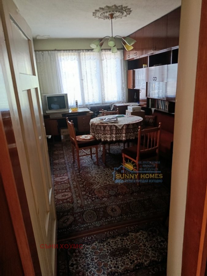 Продава ЕТАЖ ОТ КЪЩА, гр. Горна Оряховица, област Велико Търново, снимка 4 - Етаж от къща - 53108362