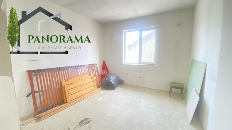 Продава КЪЩА, с. Мадара, област Шумен, снимка 6 - Къщи - 48068666