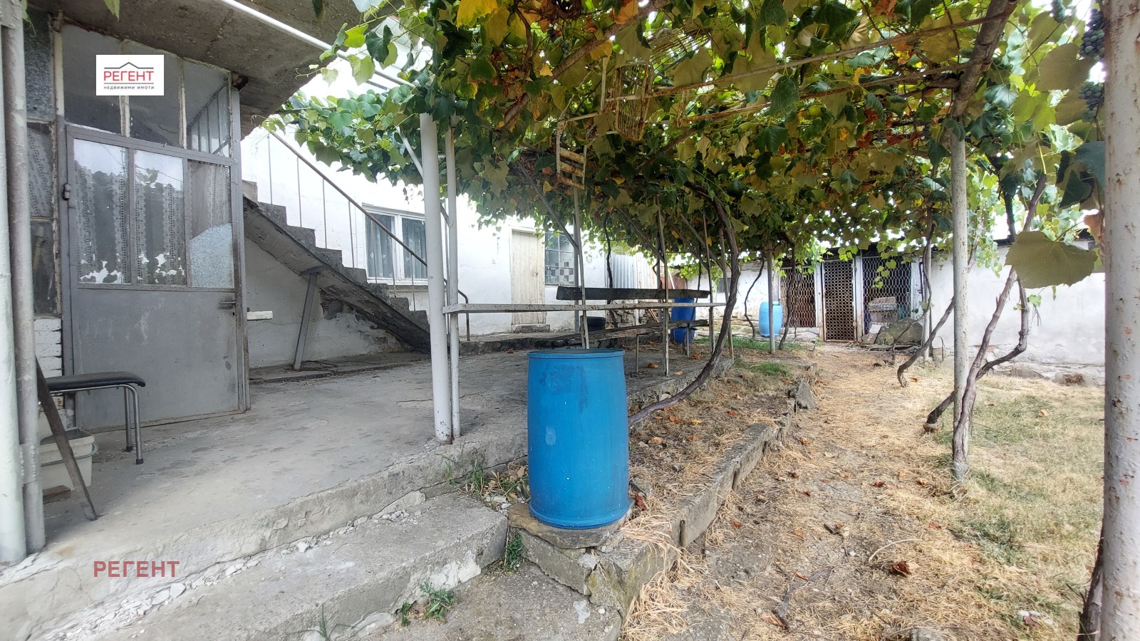 Продава КЪЩА, гр. Габрово, Сарани, снимка 2 - Къщи - 51368163