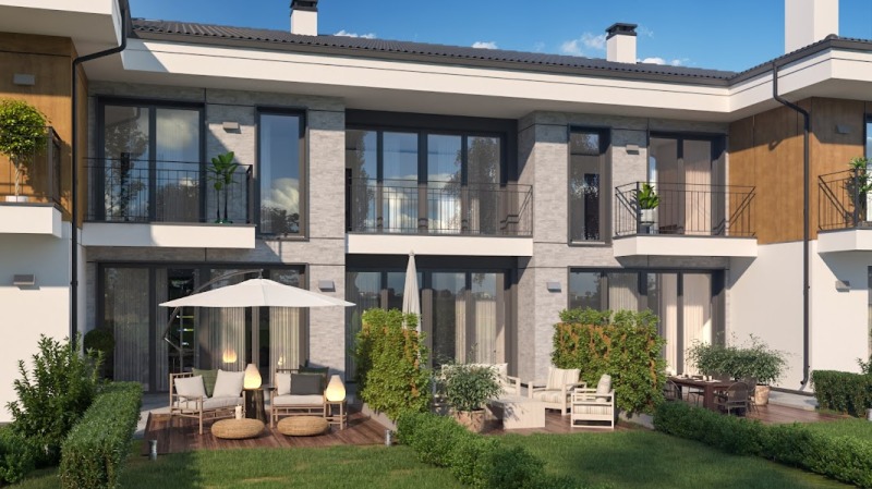 Продава 3-СТАЕН в област Пловдив, гр. Хисаря - 109 кв.м / 146 000 € » 285 551.18 лв., АВГУСТА