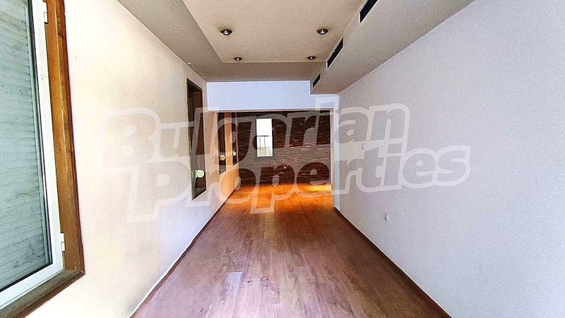 En venta  Casa Stara Zagora , Tsentar , 500 metros cuadrados | 27979708 - imagen [6]