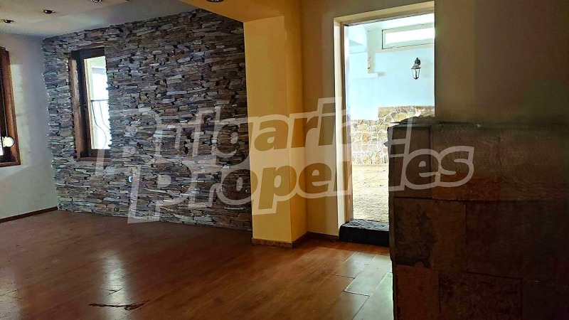 Te koop  Huis Stara Zagora , Tsentar , 500 m² | 27979708 - afbeelding [4]