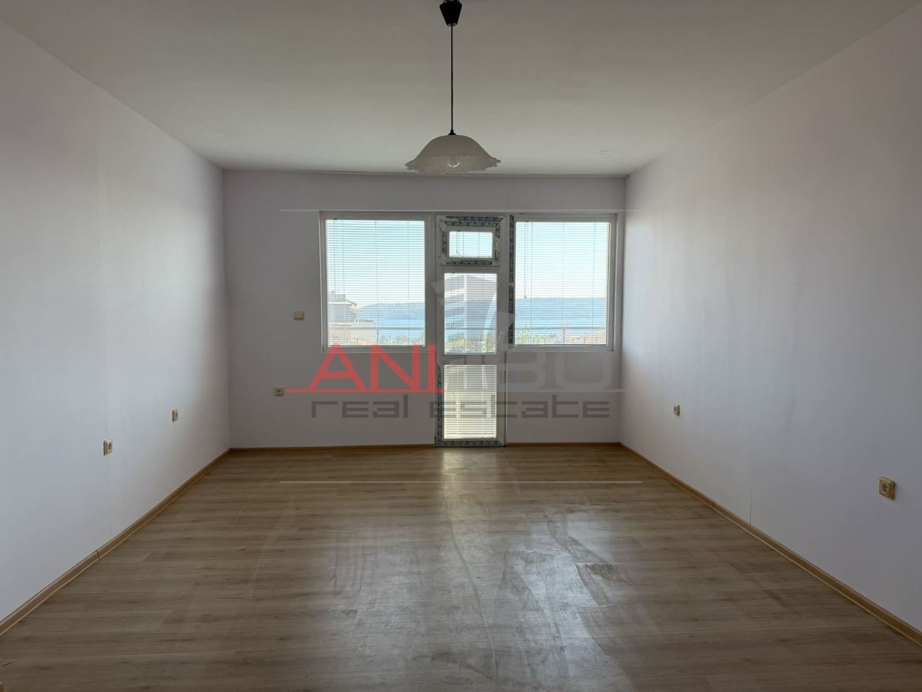 Продава 2-СТАЕН, гр. Варна, Бриз, снимка 4 - Апартаменти - 54563541