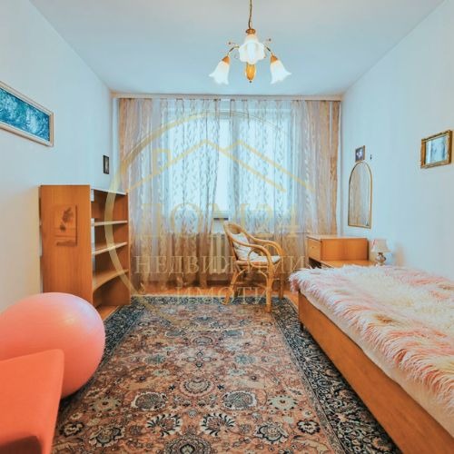 De vânzare  1 dormitor Sofia , Studentsci grad , 80 mp | 81948767