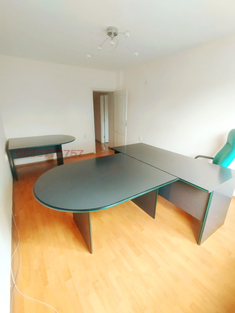 Myytävänä  2 makuuhuonetta Sofia , Oborište , 117 neliömetriä | 32340450 - kuva [9]