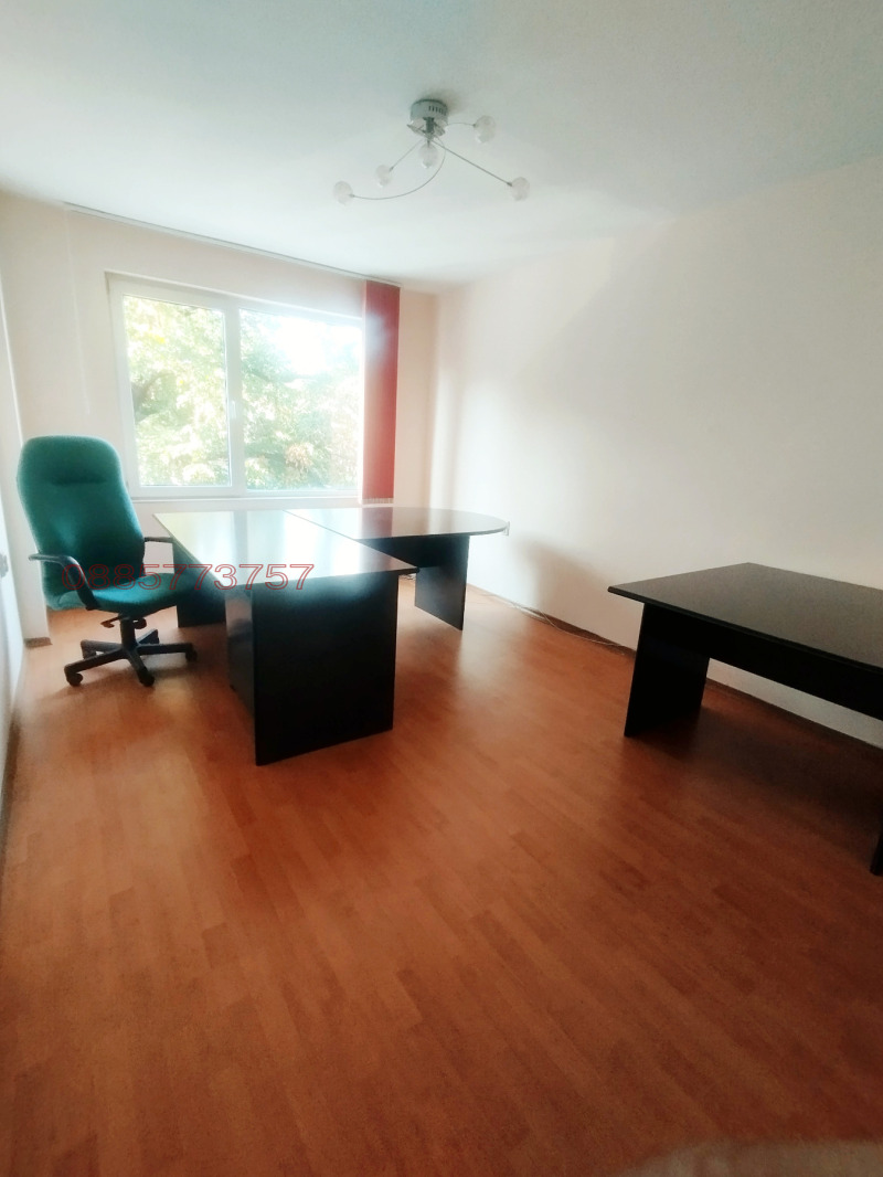 Myytävänä  2 makuuhuonetta Sofia , Oborište , 117 neliömetriä | 32340450 - kuva [8]