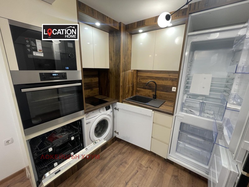 Продава 3-СТАЕН, гр. София, Гоце Делчев, снимка 3 - Апартаменти - 52332670