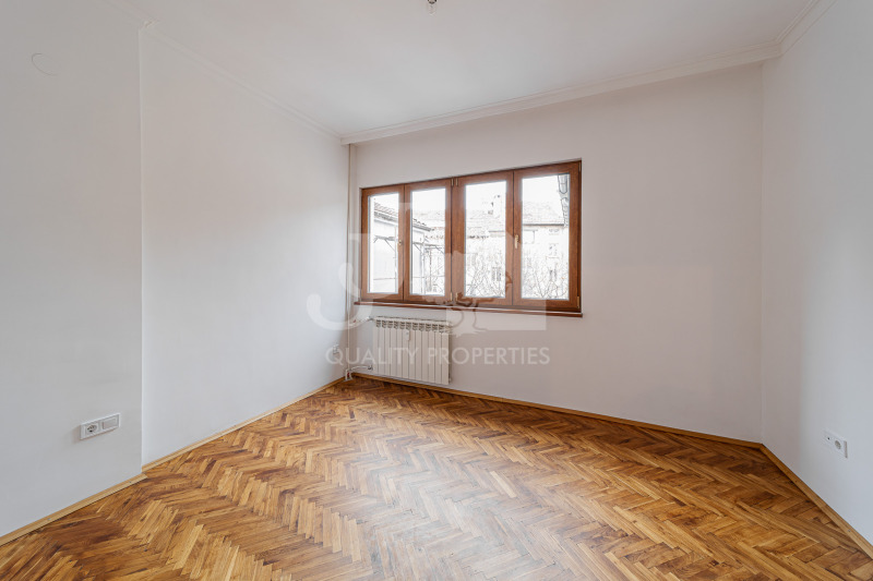 Продава 3-СТАЕН, гр. София, Център, снимка 6 - Апартаменти - 53335071