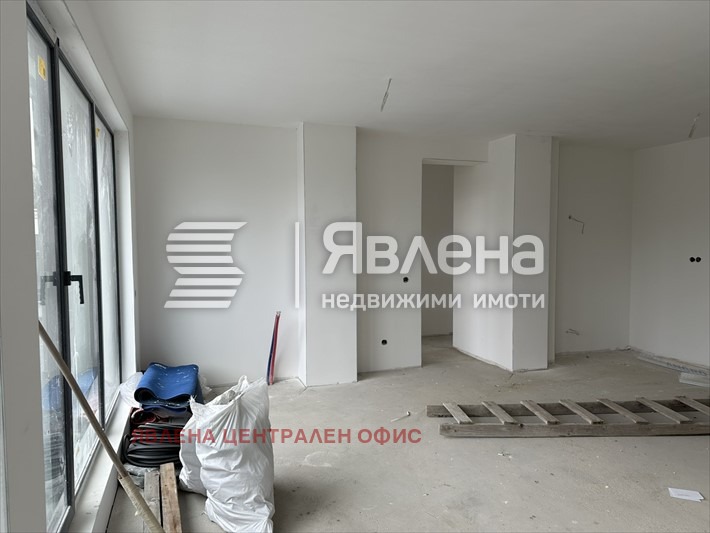 Продава 4-СТАЕН, гр. София, Дружба 1