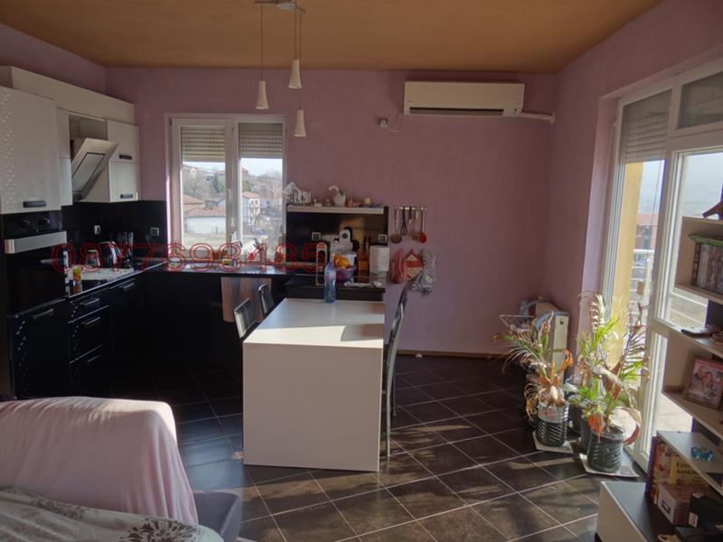 Продава КЪЩА, с. Струмяни, област Благоевград, снимка 14 - Къщи - 53194635