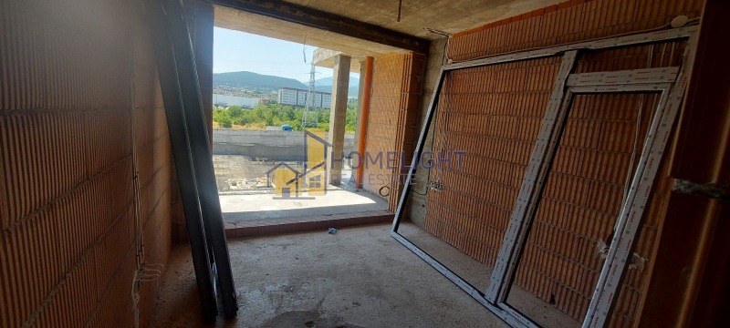 Til salgs  2 soverom Sofia , Mladost 4 , 92 kvm | 83515227 - bilde [2]