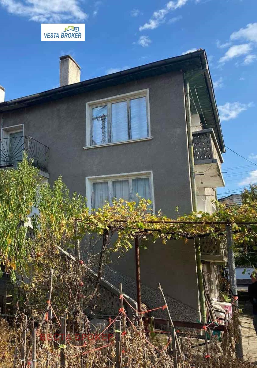 Продава КЪЩА, гр. Кърджали, Веселчане, снимка 2 - Къщи - 52604945