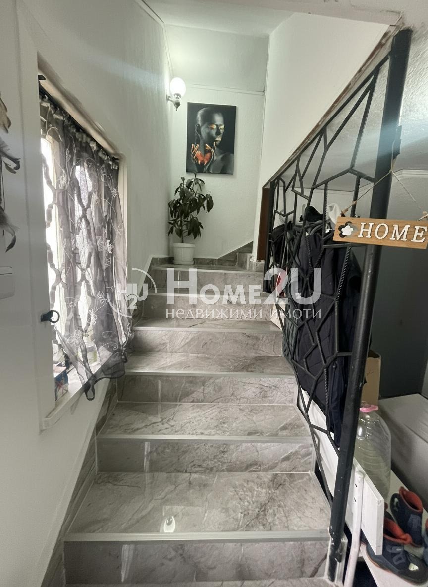 Продава КЪЩА, гр. Долни чифлик, област Варна, снимка 4 - Къщи - 55176214