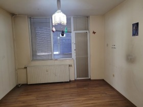 1 chambre Storgoziya, Pleven 2