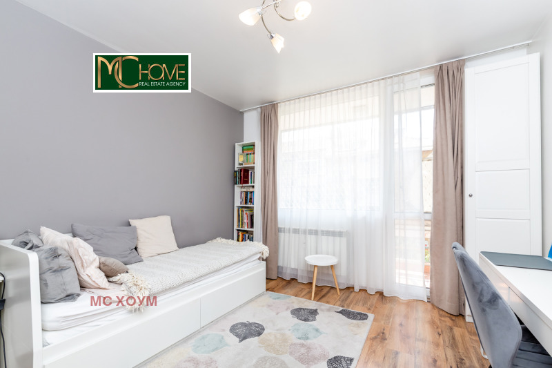 Продаја  3 спаваће собе Софија , Изток , 200 м2 | 38483483 - слика [11]