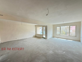 3-стаен град Варна, Бриз