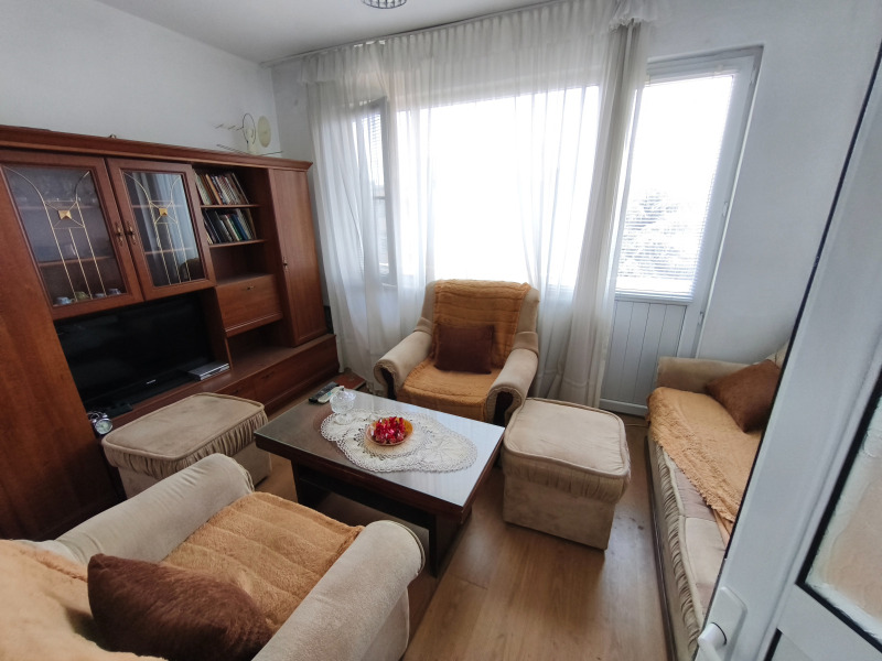 Продава 2-СТАЕН, гр. Кърджали, Център, снимка 3 - Апартаменти - 52347398