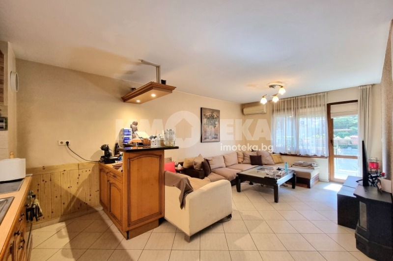Til salgs  2 soverom Sofia , Zona B-18 , 94 kvm | 98637249