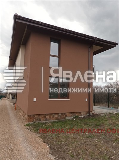 Продава КЪЩА, с. Пролеша, област София област