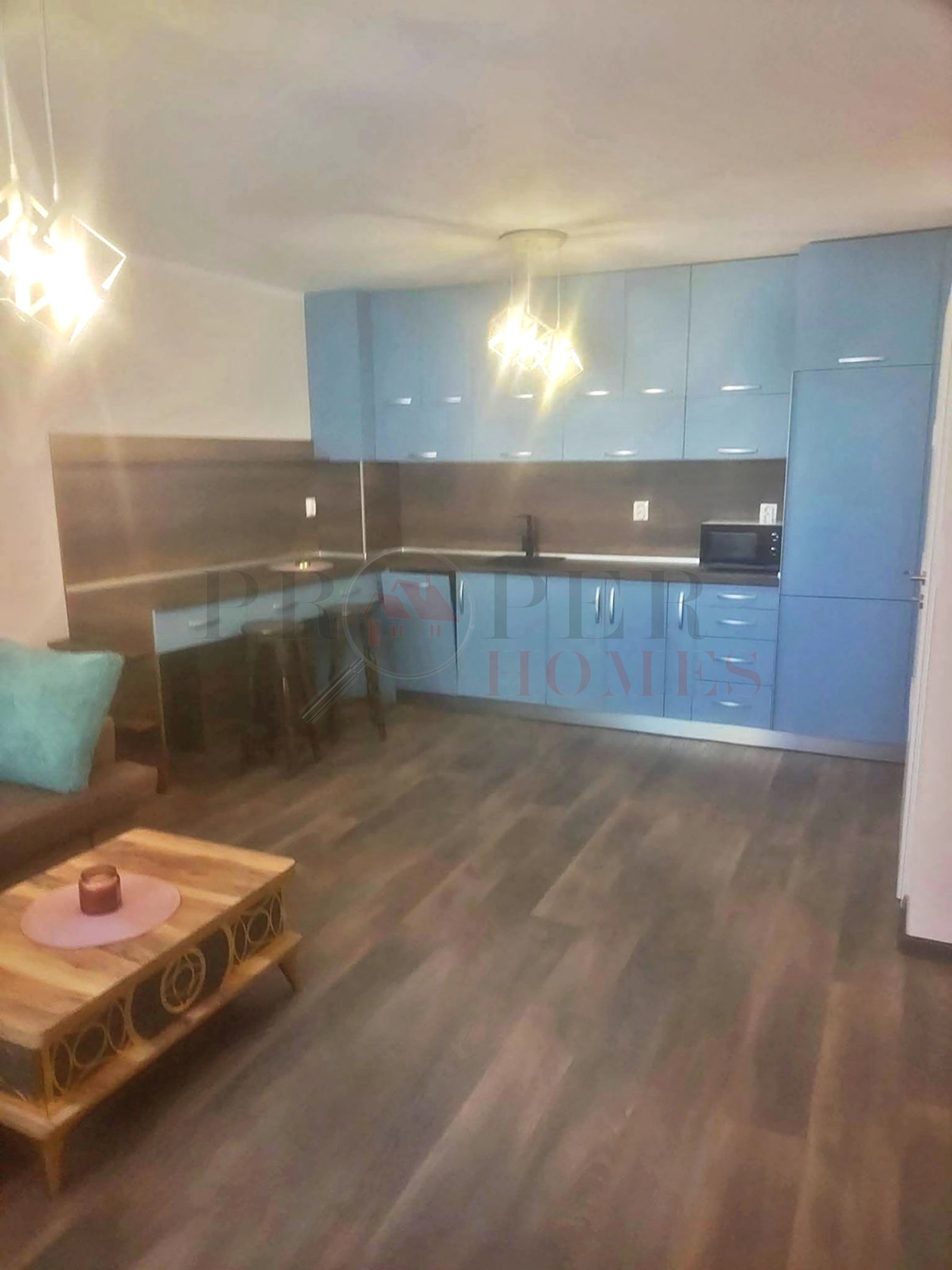 Продава 2-СТАЕН, гр. Велико Търново, Бузлуджа, снимка 2 - Апартаменти - 53689539