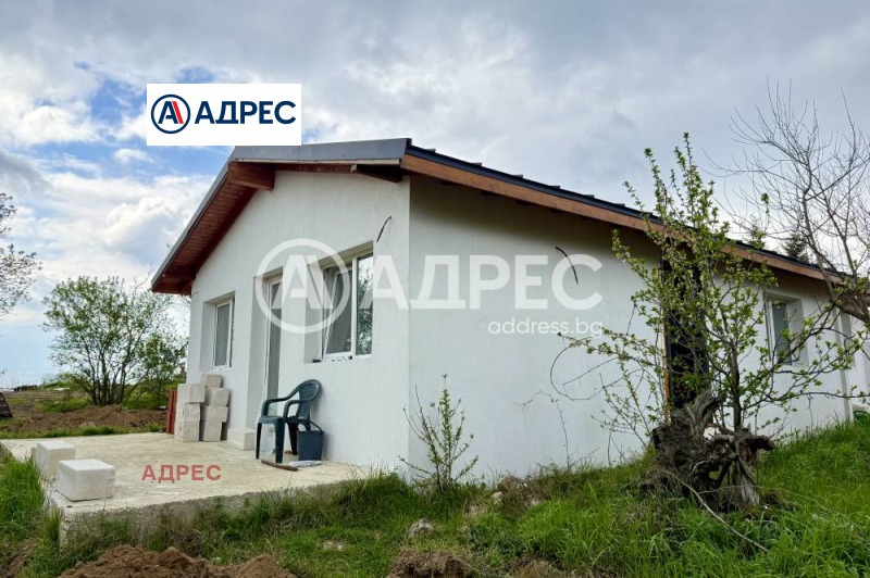 En venta  Casa Varna , m-t Borovets - sever , 1027 metros cuadrados | 98548666
